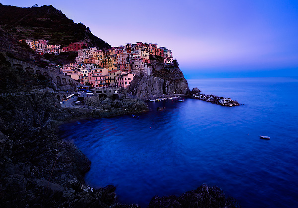 Manarola blue hour photography