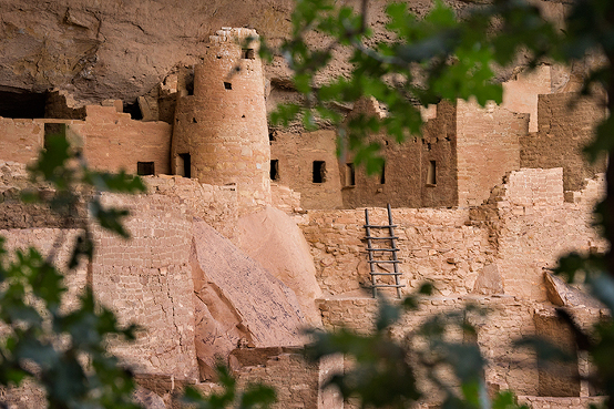 photographing Mesa Verde cliff dwellings Colorado