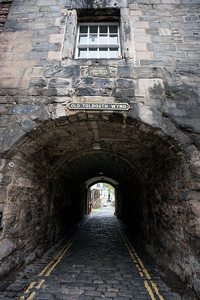 Travel tips for staying in Old Town Edinburgh