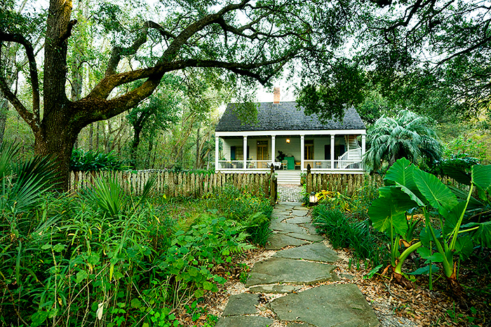 French Creole Maison Maeleine B&B in Louisiana