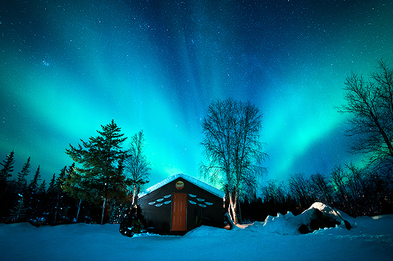 Aurora Viewing in a cozy cabin Yellowknife, Alberta, Canada