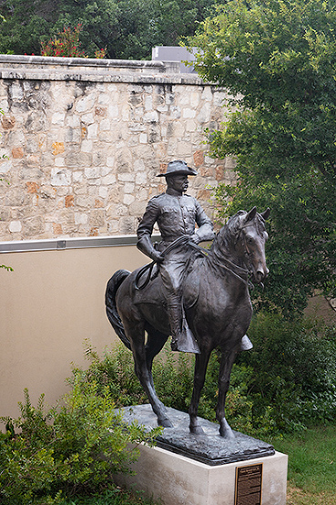 Teddy Roosevelt statue bronze, Menger Hotel San Antonio, Texas